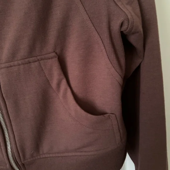 Activewear set - Picture 7 of 9